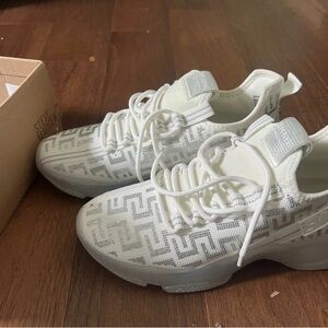 Steve Madden White Rhinestone Platform Sneakers size 11 New with tag.
